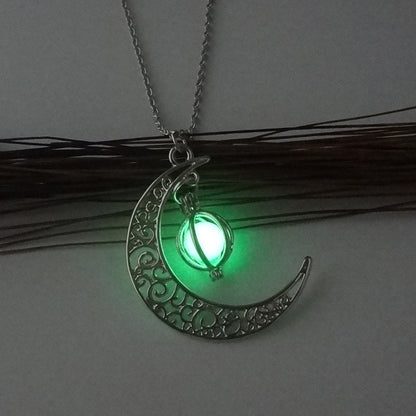 Fashion Moon Natural Glowing Stone Healing Necklace Women Gift Charm Luminous Pendant Necklace Jewelry